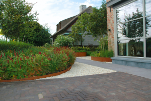 borderranden 28 cm hoog
