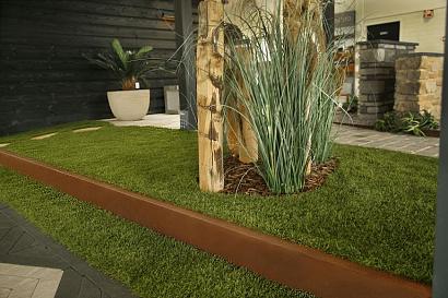 U-profiel ongelijkzijdig opsluitband 6 cm - 300x6.4x19.6/4.57 cm Corten